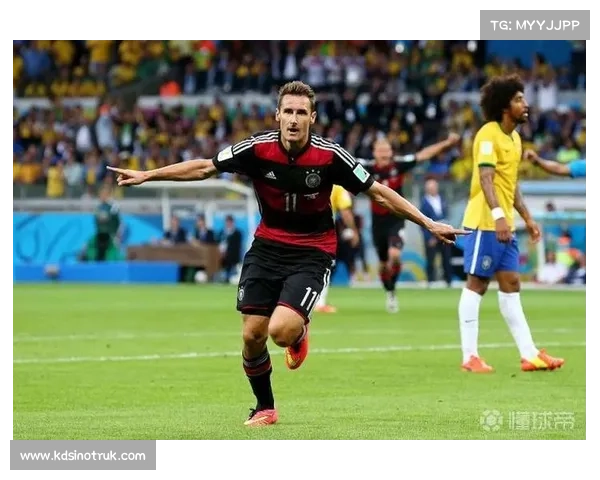 德国队换血战略解析与未来发展路径探索